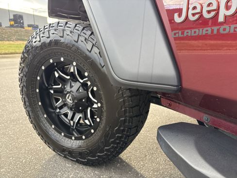 Certified 2022 Jeep Gladiator Mojave w/ LED Lighting Group image 12