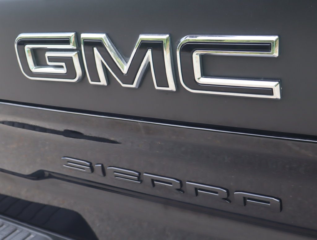 Certified 2025 GMC Sierra 1500 AT4X w/ AT4X AEV Edition AWD/4WD image 54