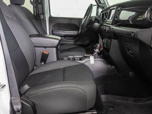 Used 2021 Jeep Wrangler Unlimited Sport AWD/4WD image 45