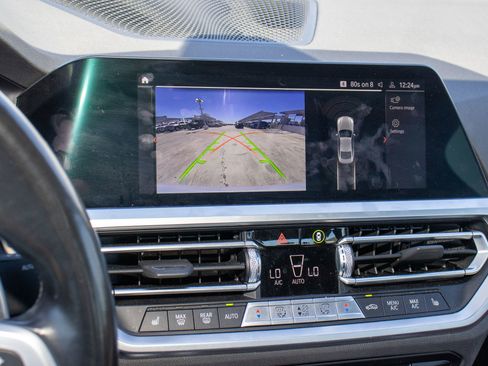 Used 2022 BMW 430i Coupe w/ M Sport Package image 30