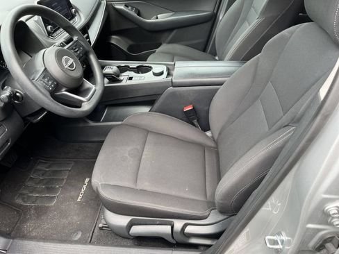 Used 2024 Nissan Rogue S AWD/4WD image 10
