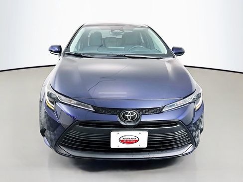 Used 2026 Toyota Corolla LE FWD image 2