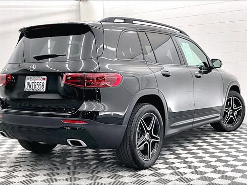 Used 2026 Mercedes-Benz GLB 250 image 11