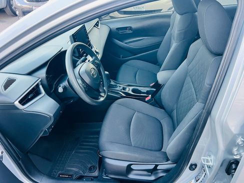 Used 2022 Toyota Corolla LE FWD image 14