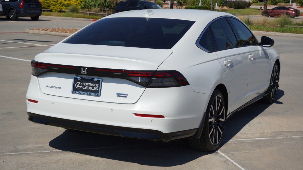 Used 2023 Honda Accord Touring image 7