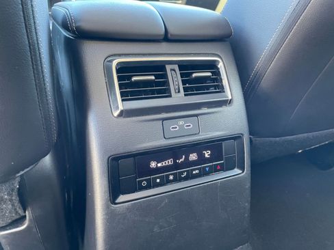 Used 2025 MAZDA CX-90 3.3 Turbo w/ Preferred Package image 24