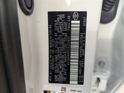 Used 2026 Toyota Camry XLE image 22