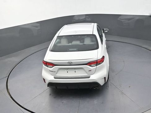 Used 2023 Toyota Corolla SE w/ SE Premium Package FWD image 17