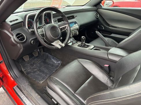 Used 2010 Chevrolet Camaro SS w/ RS Package image 4