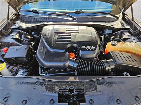 Used 2022 Dodge Charger SXT w/ Blacktop Package image 22