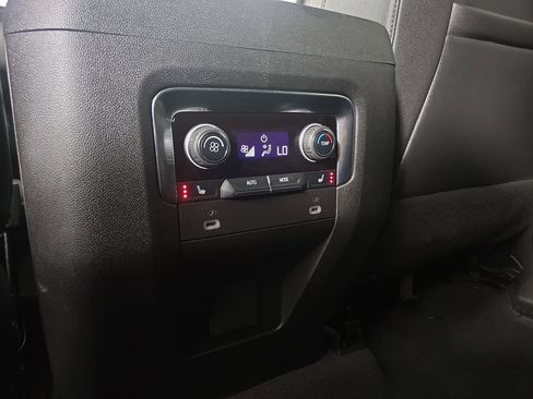 Certified 2024 Chevrolet Tahoe RST image 34