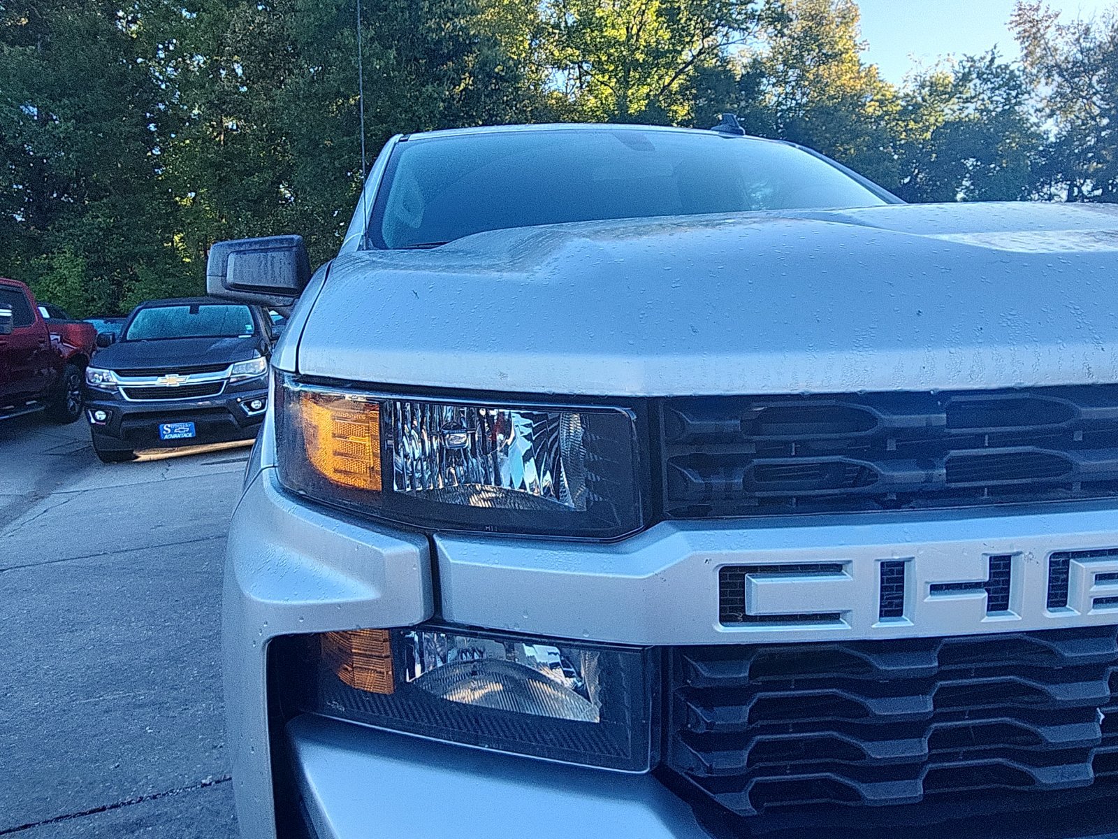Used 2022 Chevrolet Silverado 1500 Custom w/ LPO, Dark Essentials Package AWD/4WD image 9