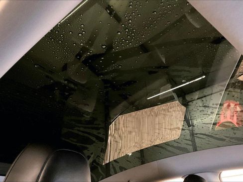 Used 2020 Tesla Model Y Long Range image 21