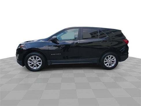 Certified 2020 Chevrolet Equinox LS w/ LS Convenience Package image 5