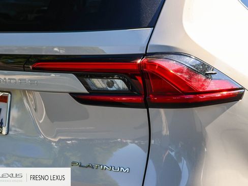 Used 2024 Toyota Grand Highlander AWD image 7