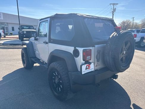 Used 2010 Jeep Wrangler Sport image 16