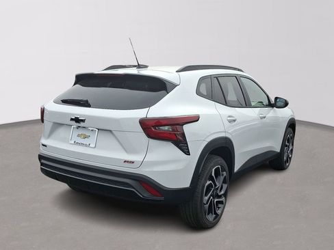 New 2026 Chevrolet Trax RS image 4