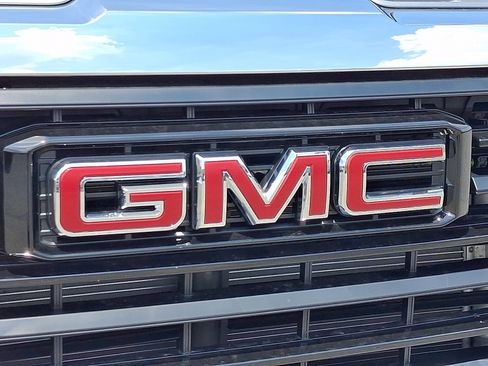 New 2026 GMC Sierra 2500 Pro w/ Convenience Package AWD/4WD image 12