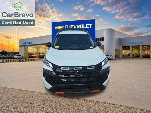 Used 2025 Nissan Rogue SV AWD/4WD image 15