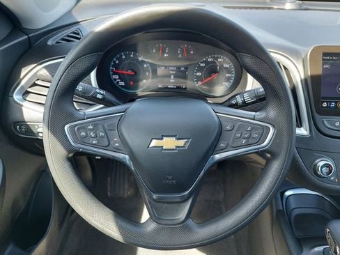Used 2024 Chevrolet Malibu LT FWD image 33