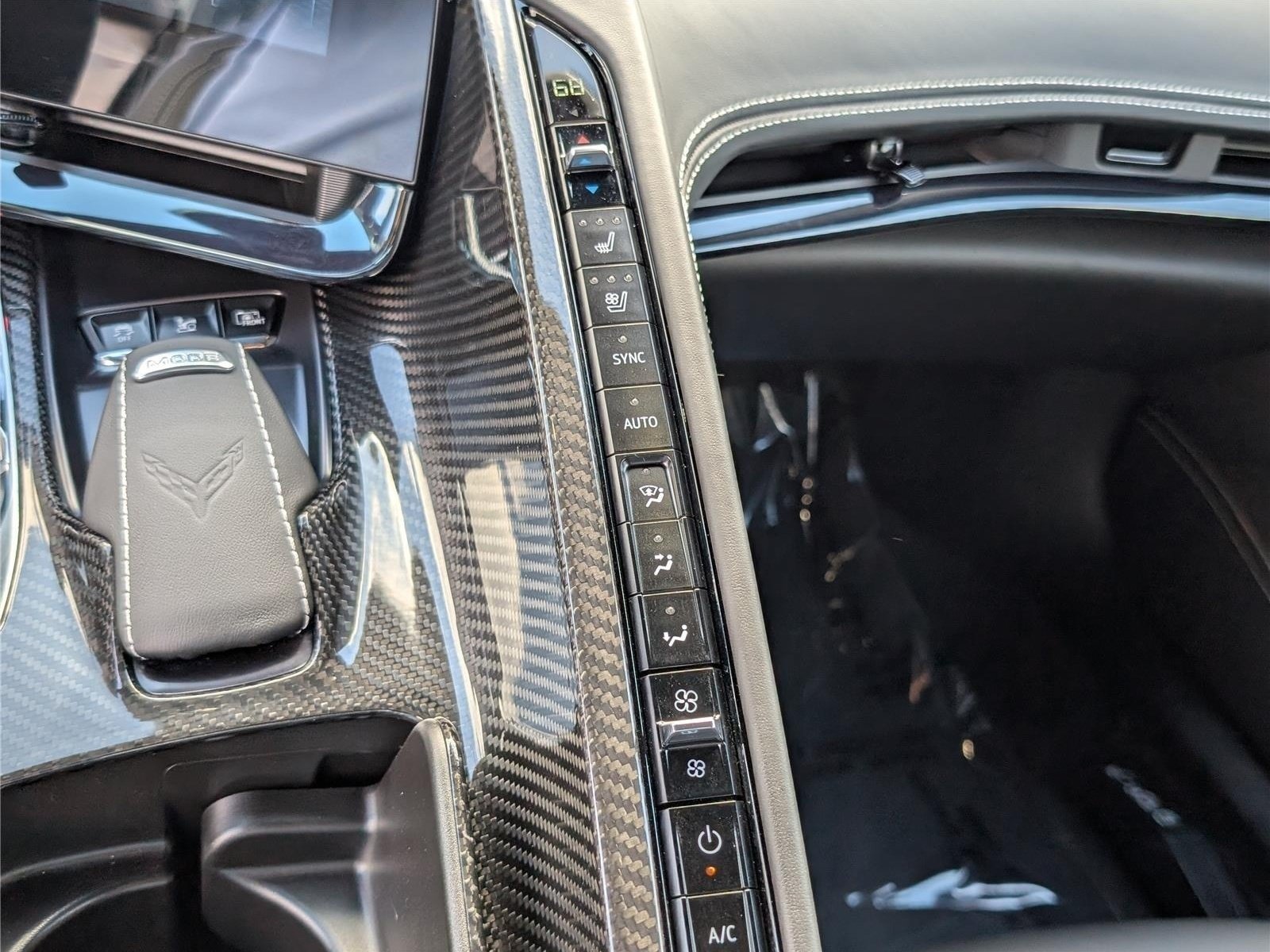 Used 2024 Chevrolet Corvette E-Ray AWD/4WD image 29