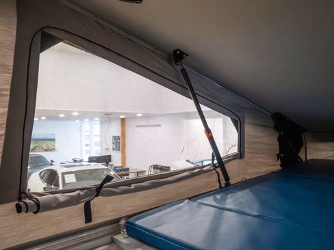 Used 2002 Volkswagen Eurovan GLS image 26