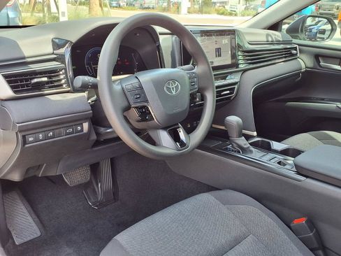Used 2026 Toyota Camry LE w/ Convenience Package FWD image 19