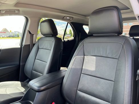 Used 2021 Chevrolet Equinox Premier AWD/4WD image 15