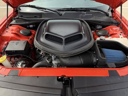 Used 2018 Dodge Challenger R/T Plus image 32