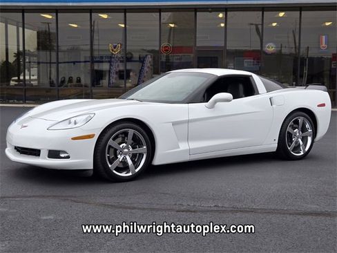 Used 2008 Chevrolet Corvette Coupe w/ Preferred Equipment Group image 7