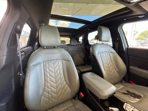 Used 2023 Kia Sportage X-Line w/ X-Line Premium Package AWD/4WD image 30
