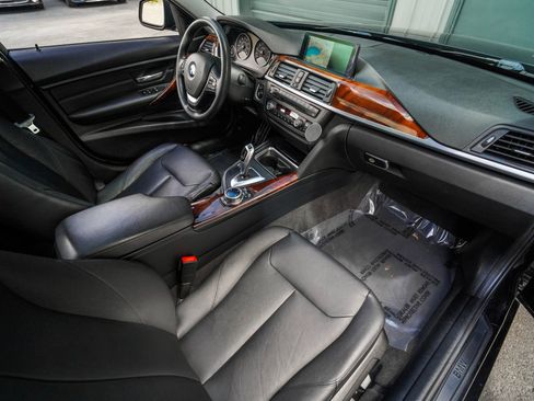 Used 2015 BMW 335i xDrive Sedan AWD/4WD image 25