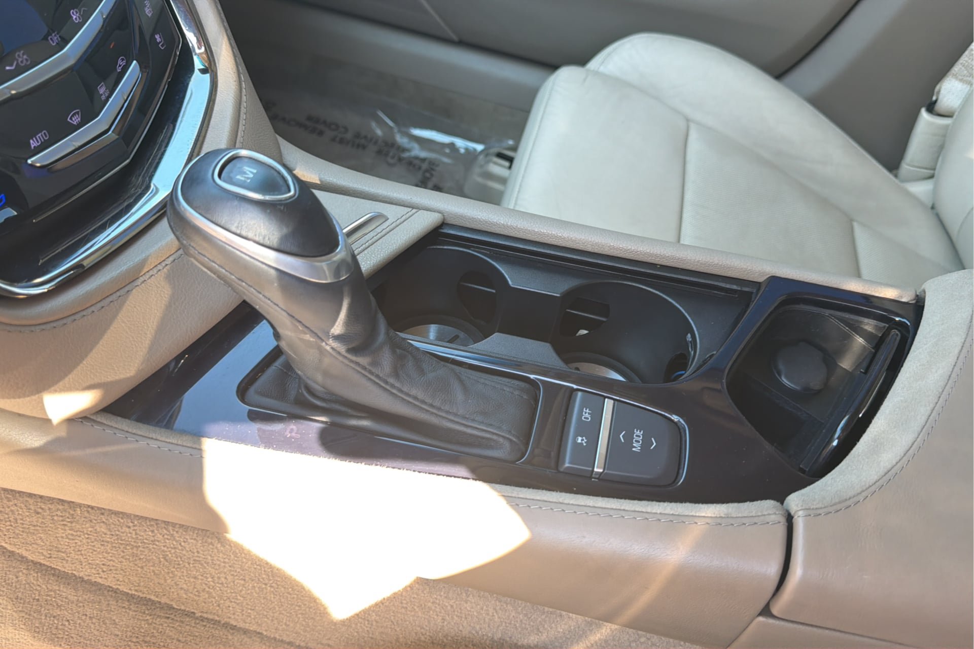 Used 2014 Cadillac CTS Luxury RWD image 26