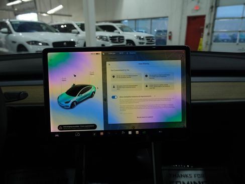 Used 2019 Tesla Model 3 Long Range image 26