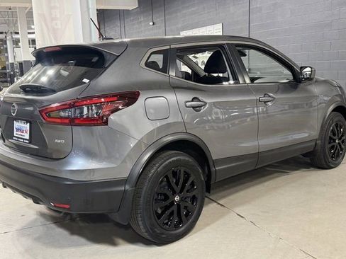 Used 2022 Nissan Rogue Sport S image 15