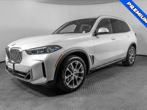 Used 2025 BMW X5 sDrive40i RWD image 2