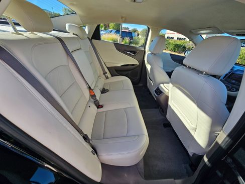 Used 2024 Chevrolet Malibu LT FWD image 32