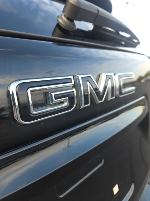 Used 2024 GMC Terrain SLE w/ Driver Convenience Package AWD/4WD image 27
