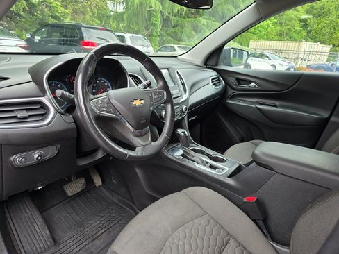 Used 2018 Chevrolet Equinox LT FWD image 11