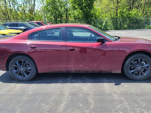 Used 2021 Dodge Charger SXT w/ Blacktop Package AWD/4WD image 7
