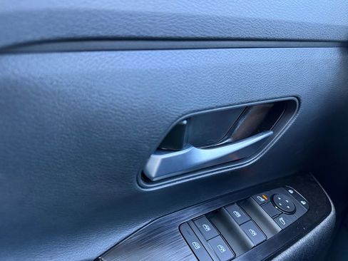 New 2026 Nissan Kicks SV w/ SV Premium Package image 28