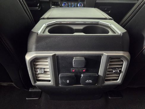 Used 2021 Ford F250 Platinum w/ FX4 Off-Road Package AWD/4WD image 27