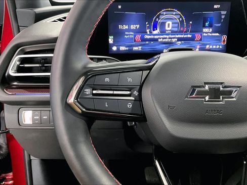 Used 2024 Chevrolet Traverse RS AWD/4WD image 21