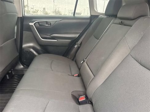Used 2021 Toyota RAV4 LE w/ Carpet Mat Package (TMS) image 13