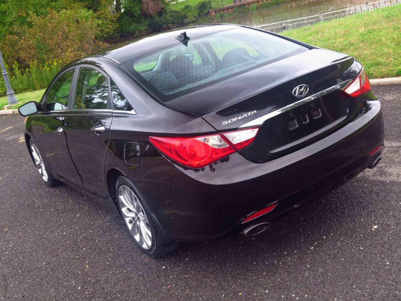 Used 2013 Hyundai Sonata SE FWD image 28