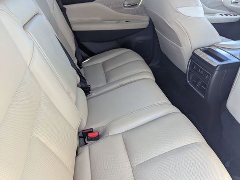 Used 2021 Nissan Murano SL w/ SL Moonroof Package image 15