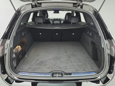 Used 2026 Mercedes-Benz GLC 300 image 32