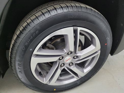 Used 2018 GMC Terrain SLT w/ Preferred Package AWD/4WD image 31