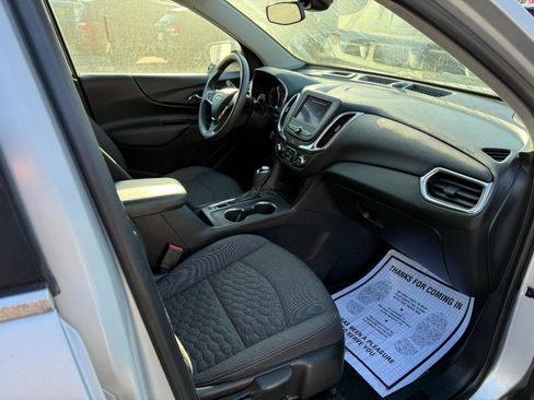 Used 2020 Chevrolet Equinox LT image 14