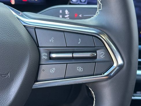 Used 2024 Chevrolet Equinox EV LT FWD image 35